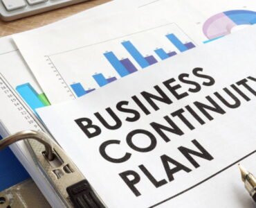 hr and payrollsoftware